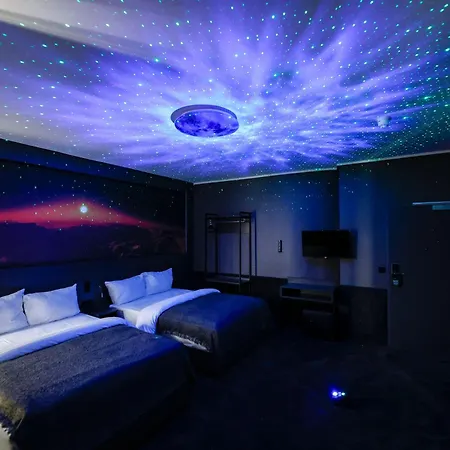 Sleephotels Cosmos Hotel
