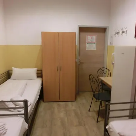 Stadtpark Guest house *