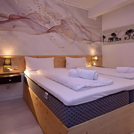 Ambiente By Next Hotel 2*