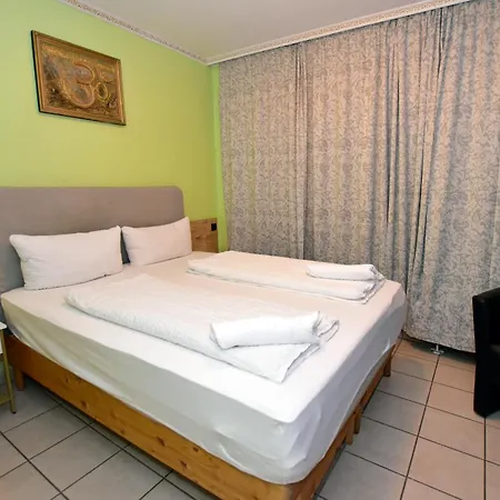 Ambiente By Next Hotel 2*