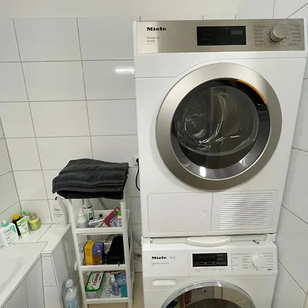 Apartment Schoene Naehe Von Hbf Und Alstersee