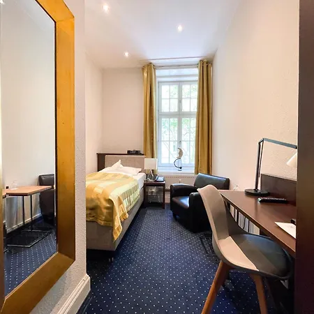 Hotel Wagner Im Dammtorpalais 3*