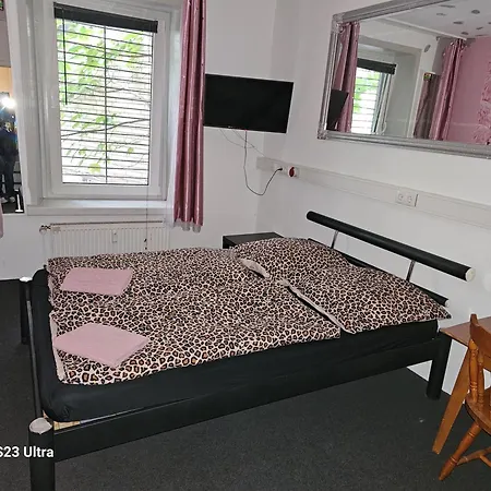 Paulibude Hostel *