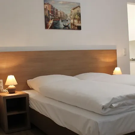 Am Hotel Hamburg