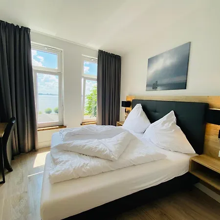 Guest house Strandhaus Blankenese *