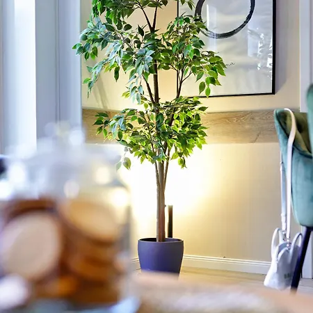 Peaceful Garden Apartment Hamburg