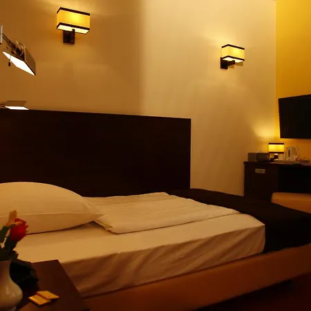 City Hamburg-mitte Hotel 3*