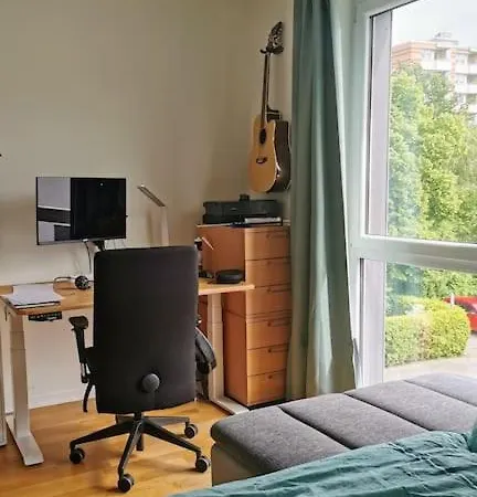 Kinderfreundliche Neubauwohnung Am Hagenbecks Tierpark Mit Balkon Und Spielplatz Hamburg