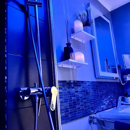 Pretty Apartment *