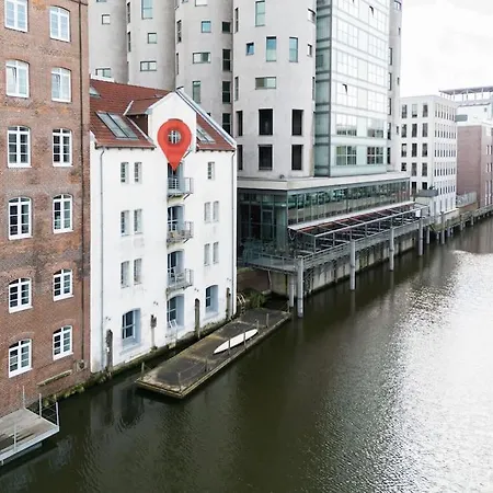 Apartment Zentral Gelegenes Premium-apartment Mit Viel Tageslicht