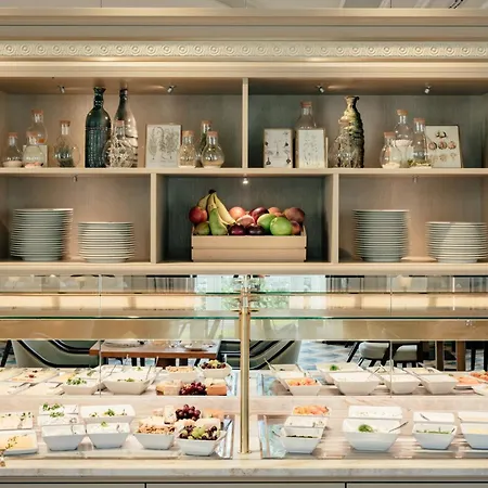 Atlantic Hamburg, Autograph Collection Hotel