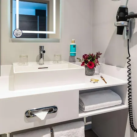 Novotel Alster 4*