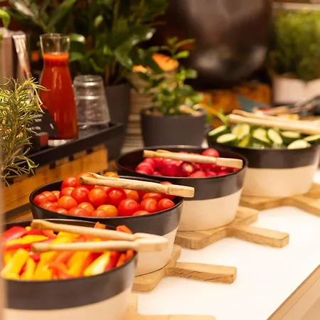 Radisson Blu Hotel, 4*