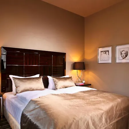 Hotel Boutique Poppenbütteler Hof 4*
