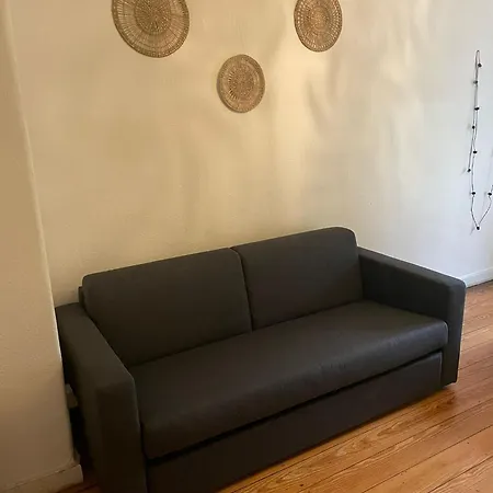 Cosy 2-room In Urban Location Hamburg