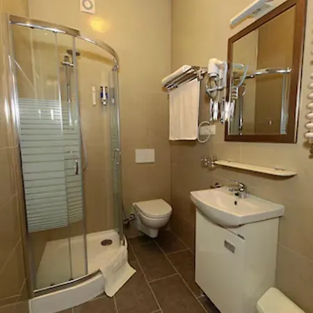 Hotel Greven 3*