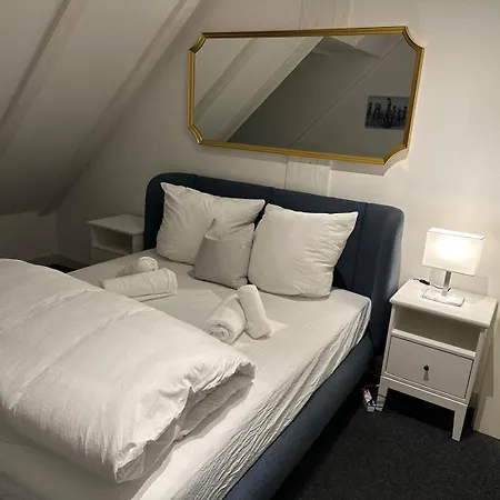Zentral Gelegenes Premium-apartment Mit Viel Tageslicht