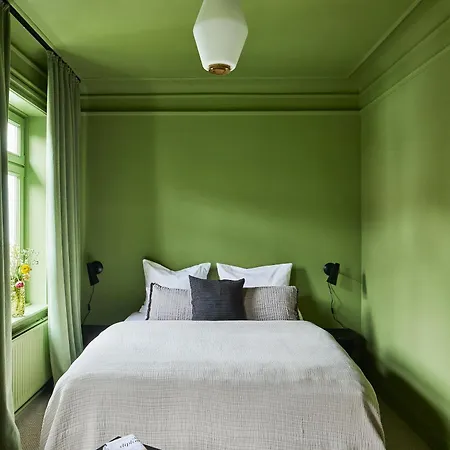 Strandhotel Blankenese 4*