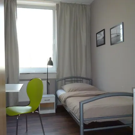 Bergedorf Haus 9 *