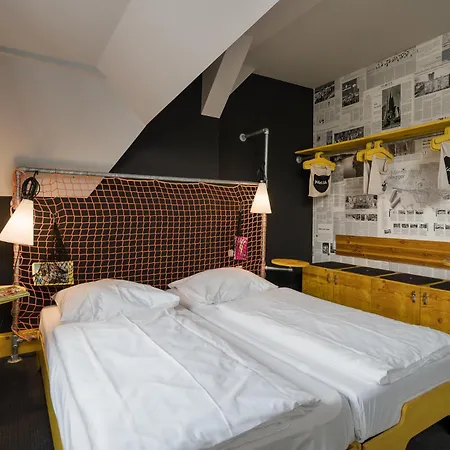 Superbude St Pauli 3* Hamburk