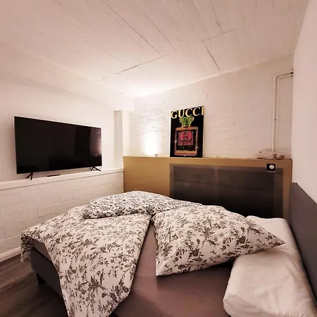 Apartamento Exklusives Hafen-appartement Mit Whirlpool, Mit Wasserblick, City-nah & Eigenem Parkplatz