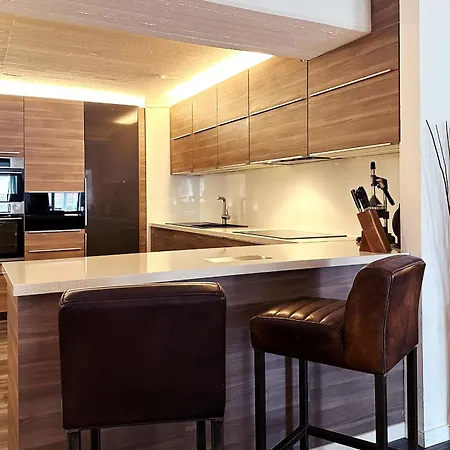 Exklusives Hafen-appartement Mit Whirlpool, Mit Wasserblick, City-nah & Eigenem Parkplatz Apartamento Hamburgo