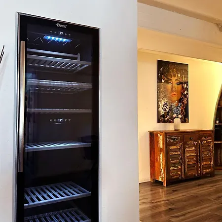 Exklusives Hafen-appartement Mit Whirlpool, Mit Wasserblick, City-nah & Eigenem Parkplatz