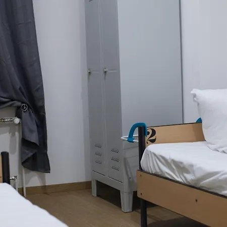 Hostel&monteurzimmer Bei Hansezimmer Hostel *