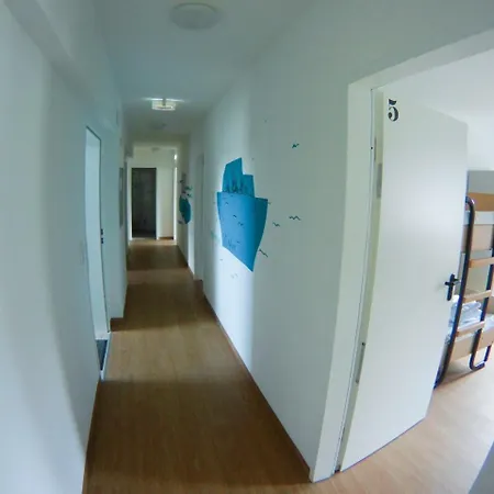 Hostel&monteurzimmer Bei Hansezimmer *