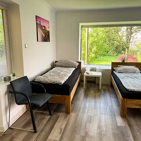 Apartment Hh - *
