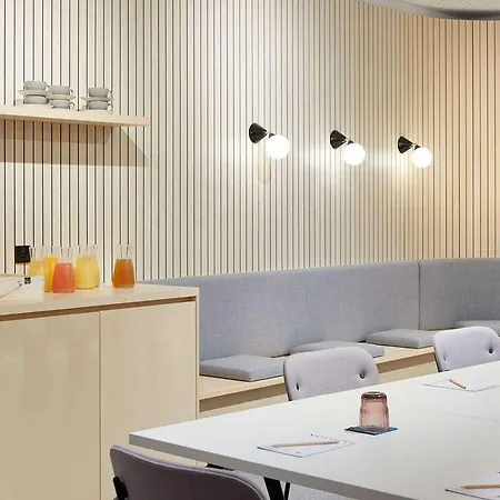 Novotel Station Hotel