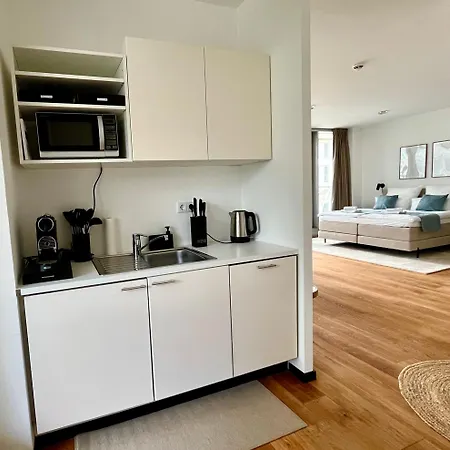Come2stay Hafencity - Marco Polo Tower Apartment *