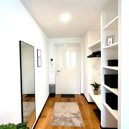 Come2stay Hafencity - Marco Polo Tower Apartment *