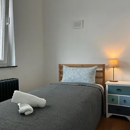 Hamburg City Hostel Apartment *
