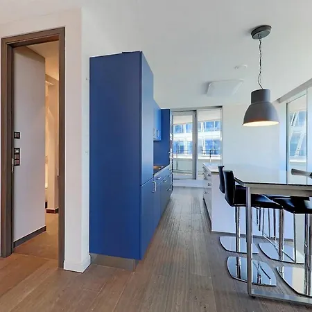 Am Kaiserkai Im Schonsten Teil Der Hafencity Apartment Hamburg