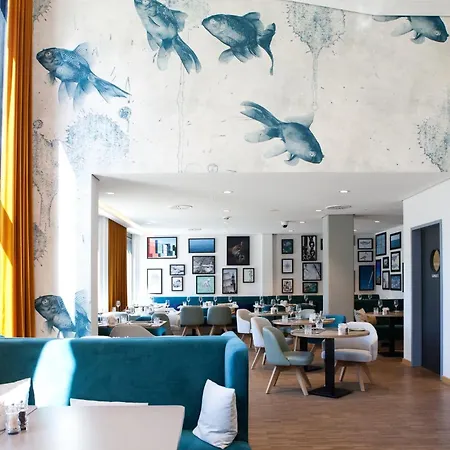 - - Hafencity By Ihg 4*