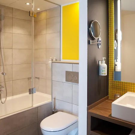 Hotel - - Hafencity By Ihg 4*