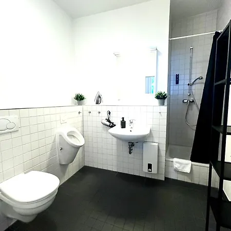 For Up To 10 Guests Apartment Hamburg