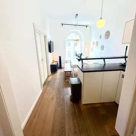 For Up To 10 Guests Apartment Hamburg