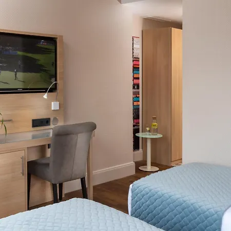 Leonardo Elbbruecken Hotel 4*