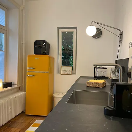 H12 * Hamburg
