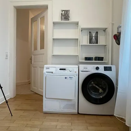 Apartment H12