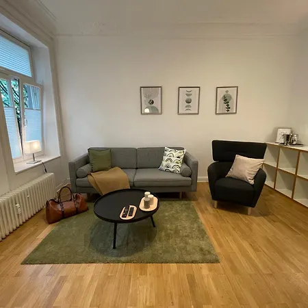 H12 * Hamburg