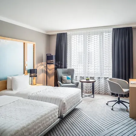 Le Meridien 5* Hamburk