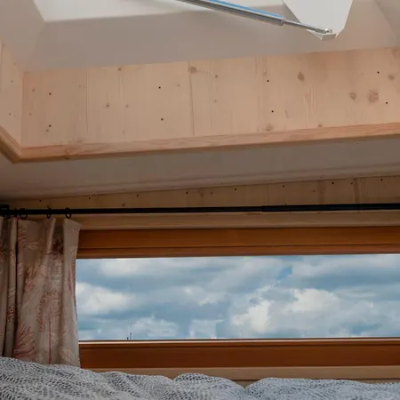Tiny-hausboot Irene Mit Kamin Und Dachterrassenlounge Hamburg