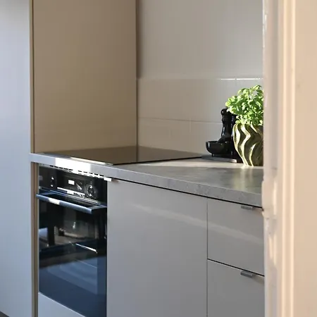 Modern, Ruhig, Gemuetlich: 2 In Bester Lage Nahe Alster + Stadtpark Apartment *