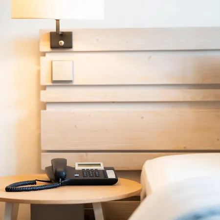 Traditionshaus By Zollenspieker Faehrhaus Hotel 4*