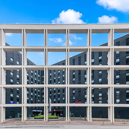 Ibis 3*