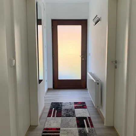 Schoenes Und Modernes Haus In Hamburg-billstedt Apartment Hamburg