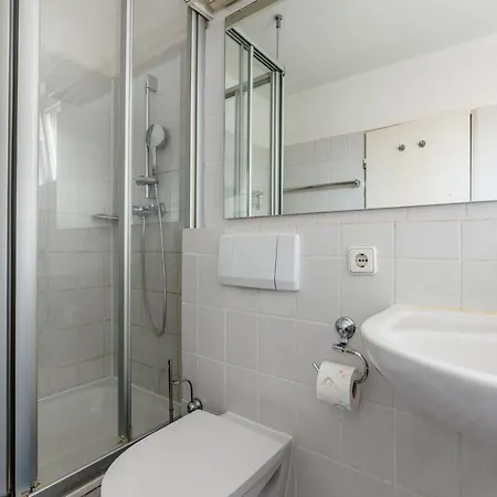 Schoenes Im Haus Fuer 1-2pers Apartment